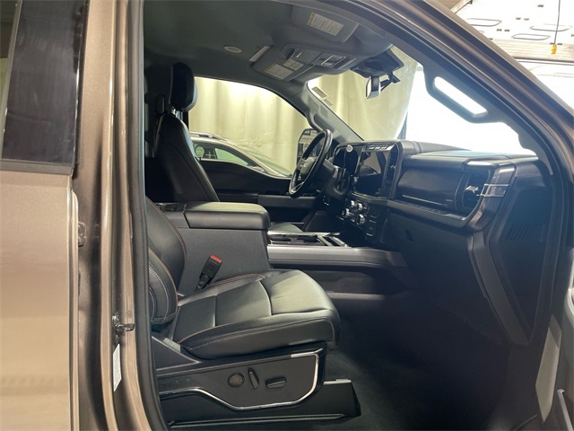 2023 Ford F-350 photo 22