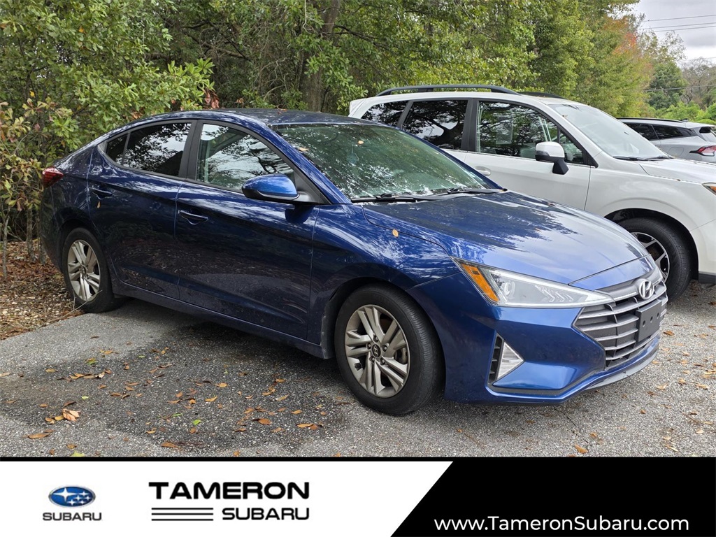 2019 Hyundai Elantra SEL's photo