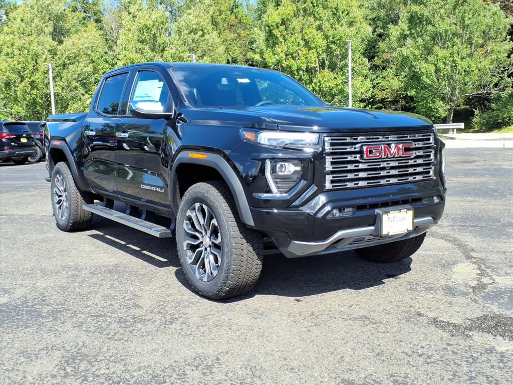 2025 Gmc Canyon Denali photo 3