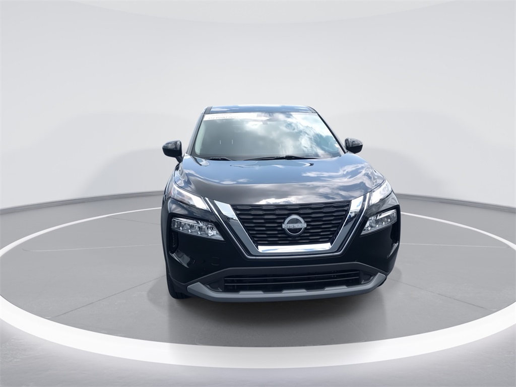 2023 Nissan Rogue SV photo 3