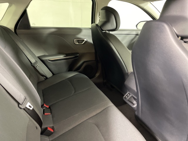 2025 Kia K4 LXS photo 16