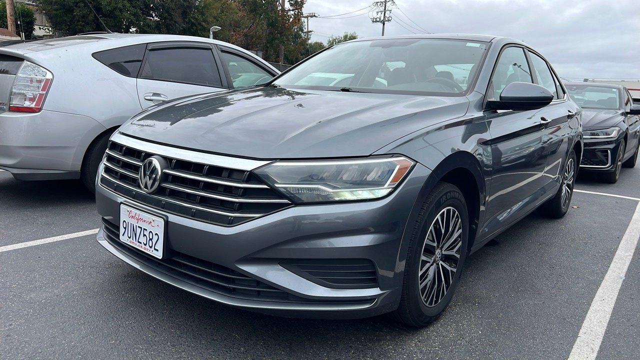 2020 Volkswagen Jetta SE's photo