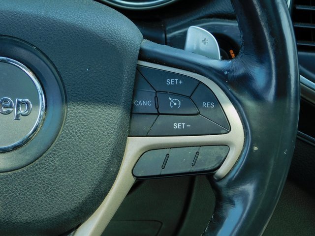 2015 Jeep Grand Cherokee Limited photo 14