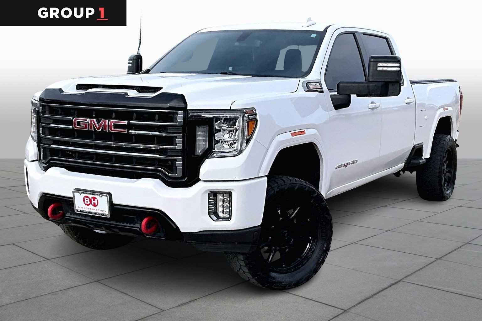 2022 GMC Sierra 2500HD AT4's photo