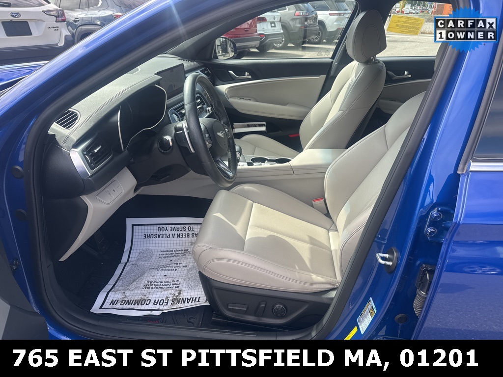 2022 Genesis G70 2.0T photo 12
