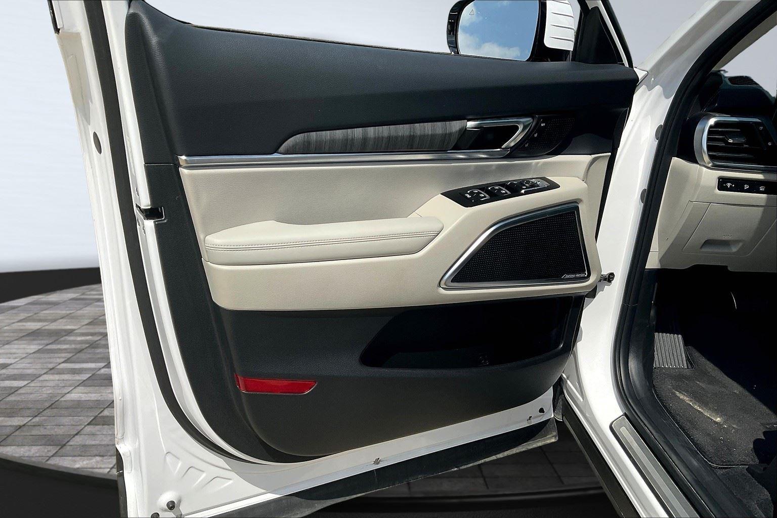 2024 Kia Telluride SX photo 22