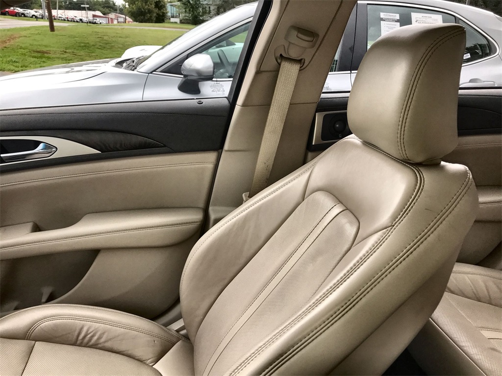 2020 Lincoln MKZ Hybrid Reserve photo 22