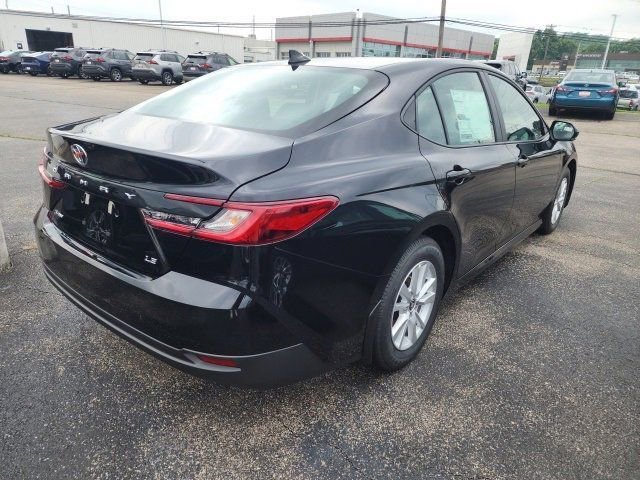 2025 Toyota Camry LE photo 6