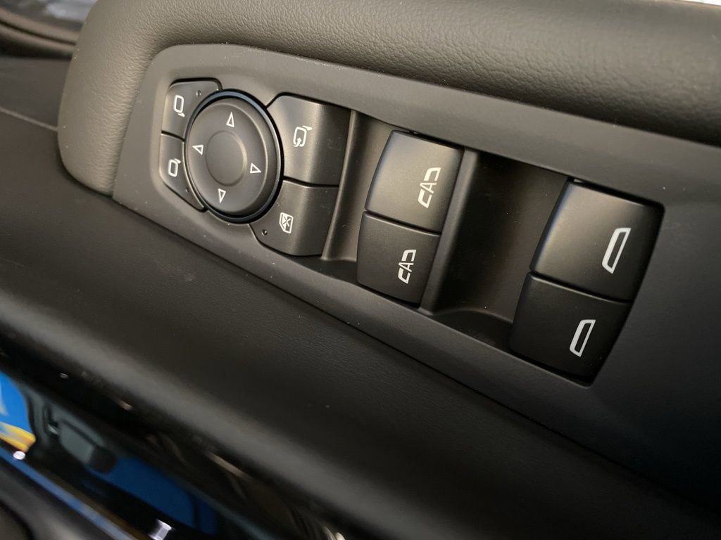 2025 Chevrolet Suburban RST photo 15