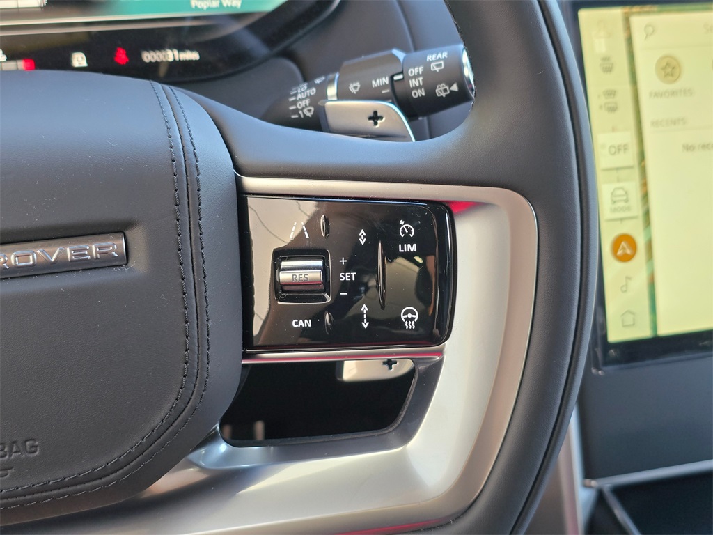 2025 Land Rover Range Rover SV photo 17