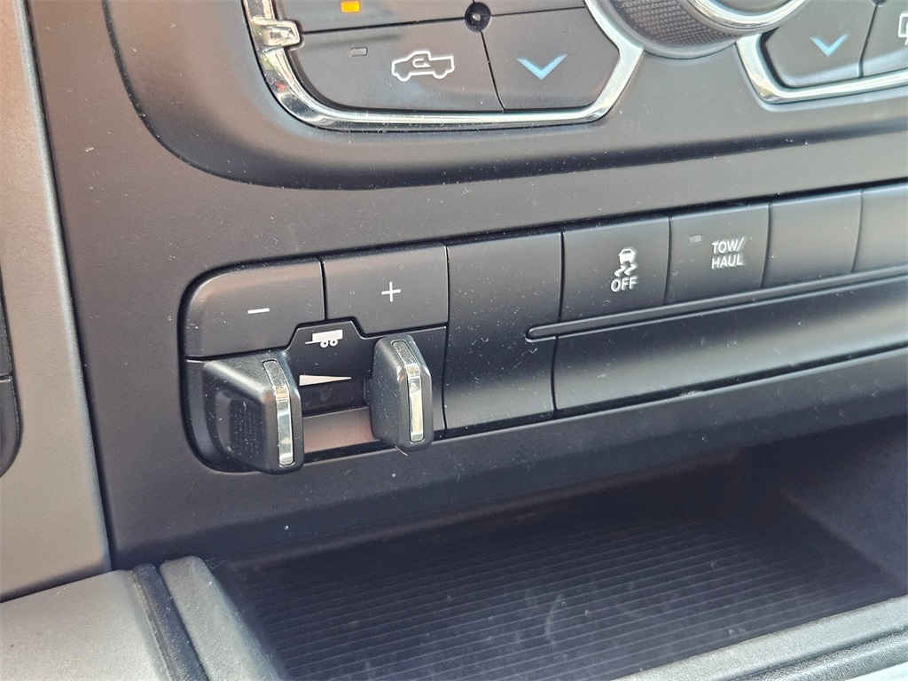 2023 Ram 1500 Classic SLT photo 23