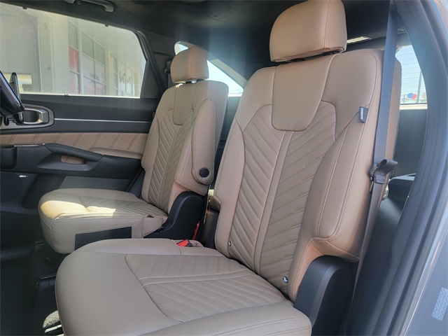 2025 Kia Sorento X-Line SX Prestige photo 14