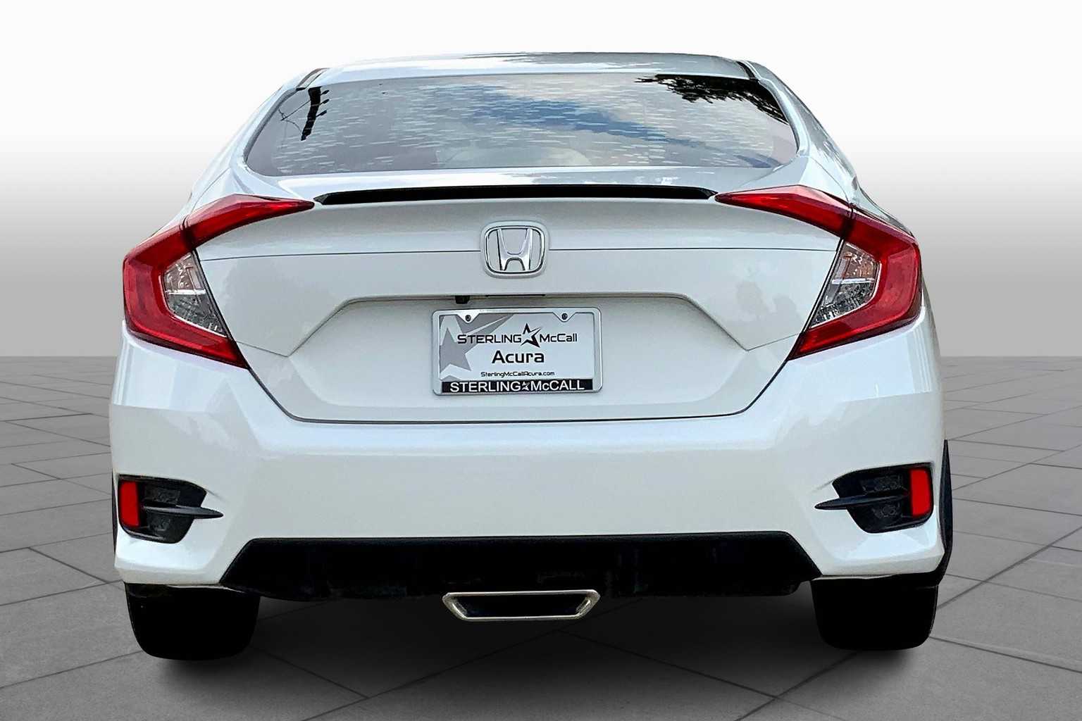2019 Honda Civic Sport photo 4