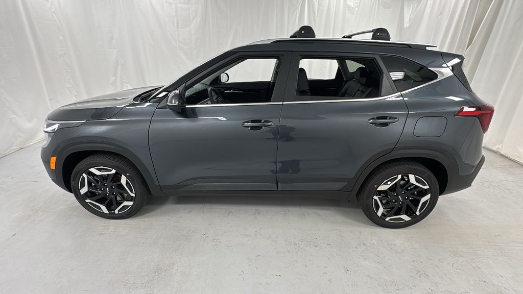 2026 Kia Seltos SX photo 6