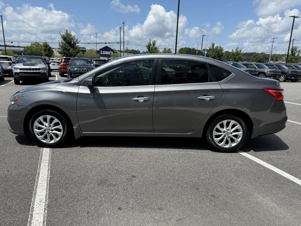 2019 Nissan Sentra SV photo 6