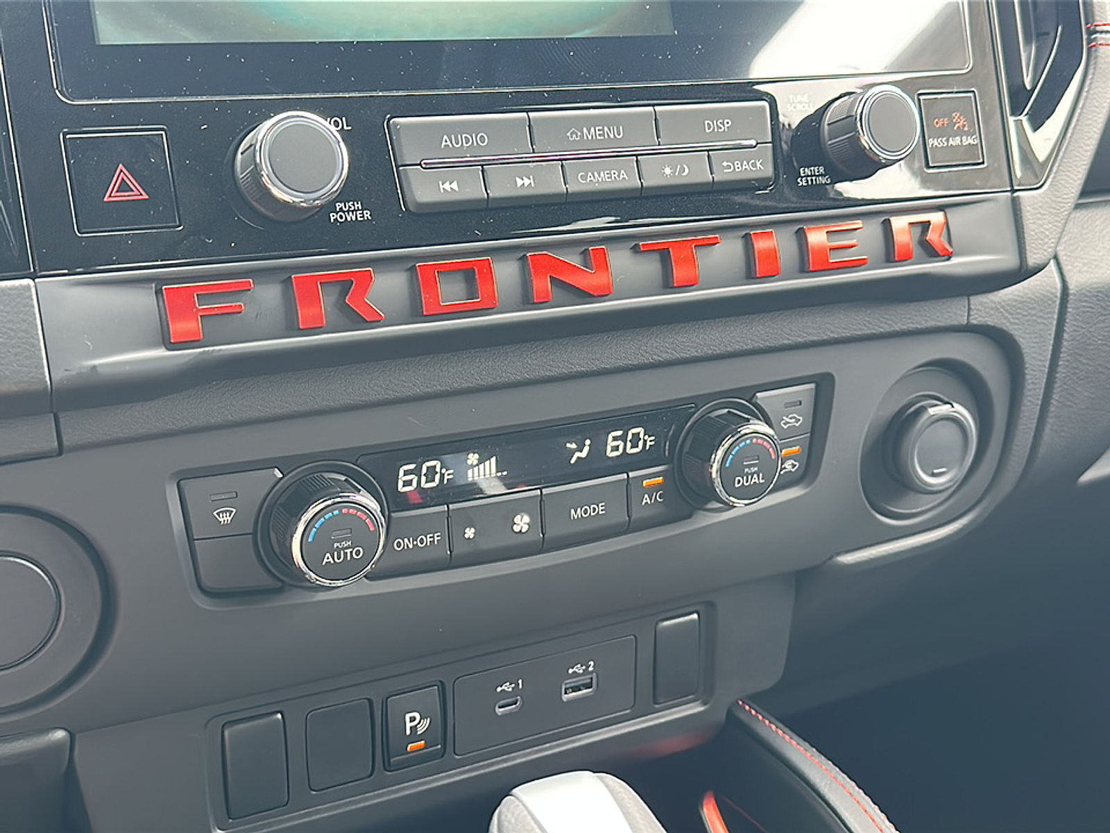 2025 Nissan Frontier PRO-X photo 14