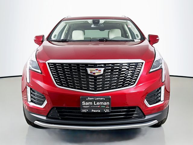 2021 Cadillac XT5 Premium Luxury photo 2