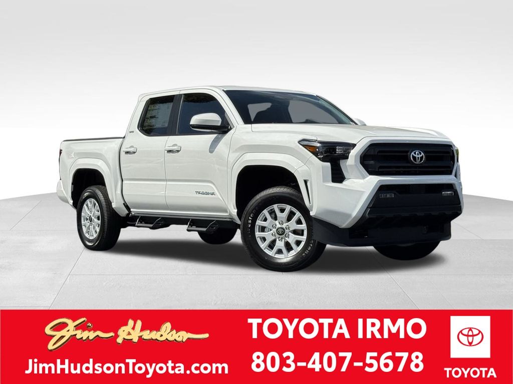 2025 Toyota Tacoma SR5's photo