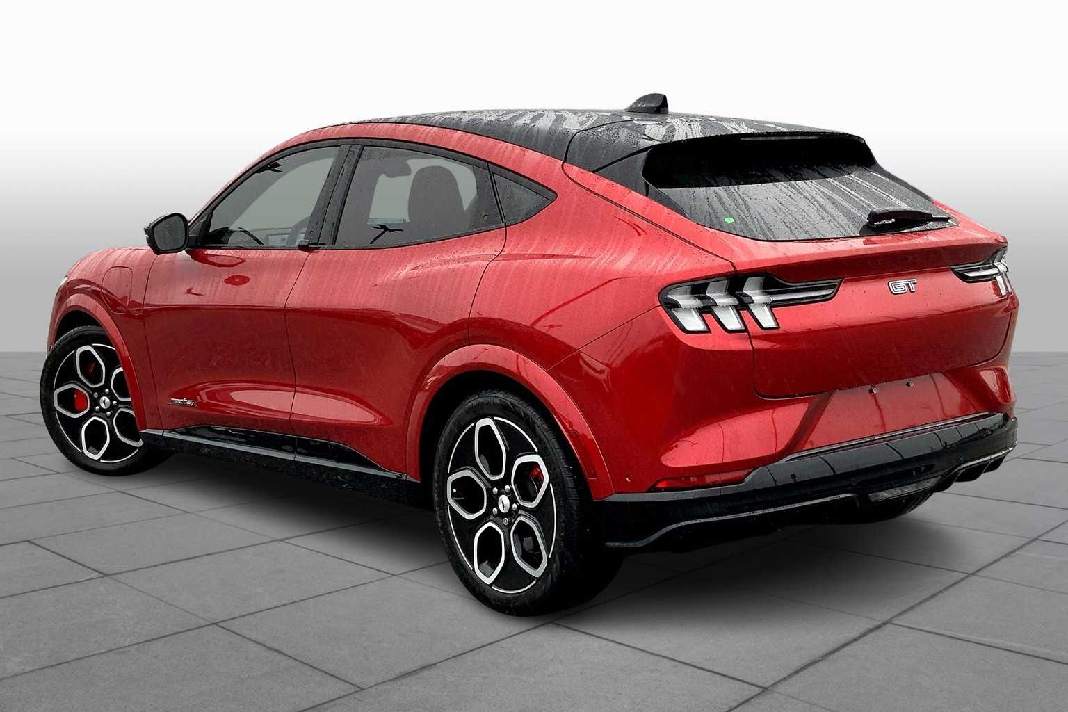 2023 Ford Mustang Mach-E GT photo 10