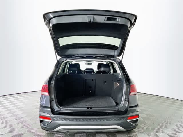 2022 Volkswagen Taos SE photo 25