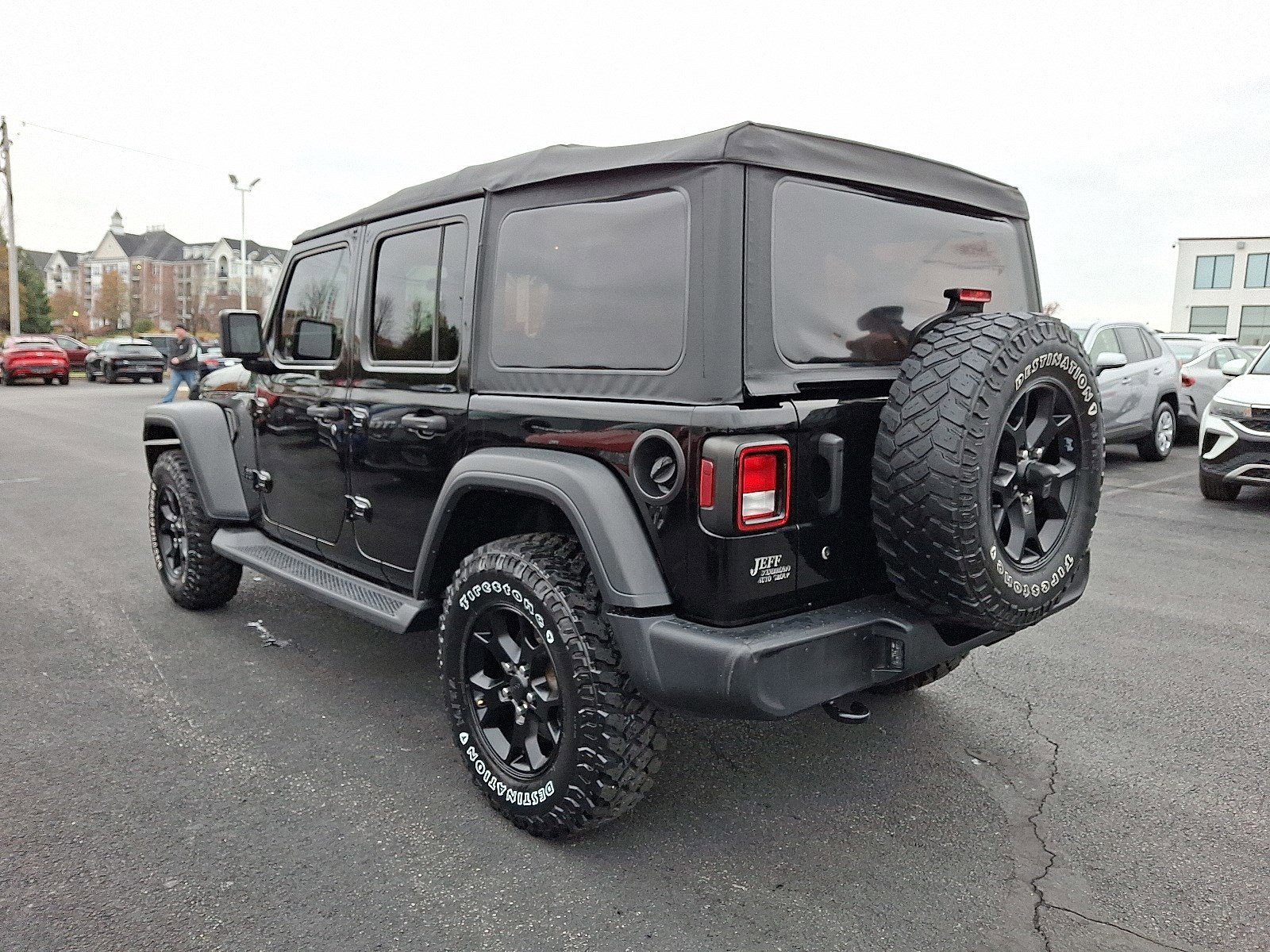 2020 Jeep Wrangler Unlimited Willys photo 4