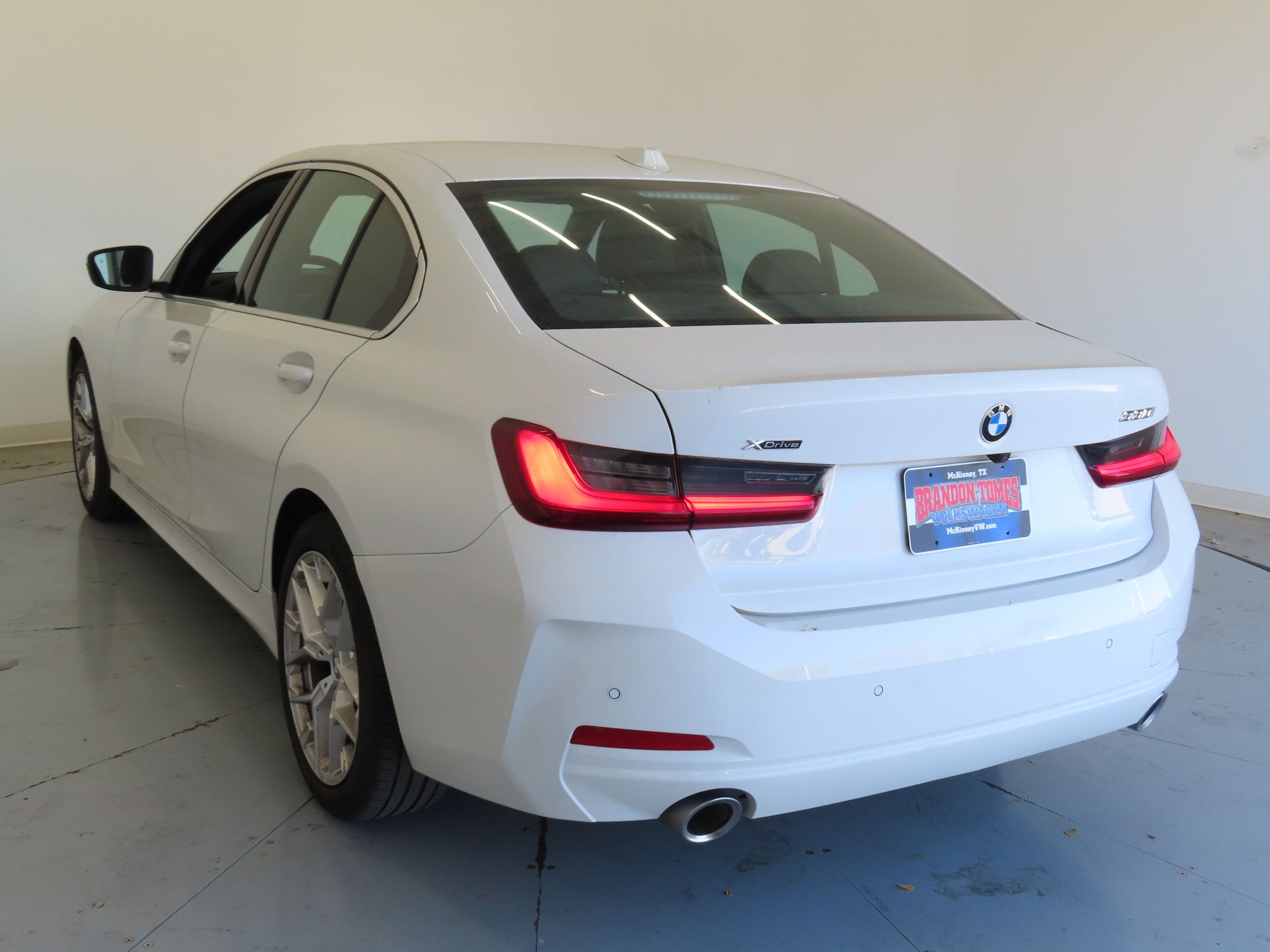 2025 Bmw 330i xDrive photo 4