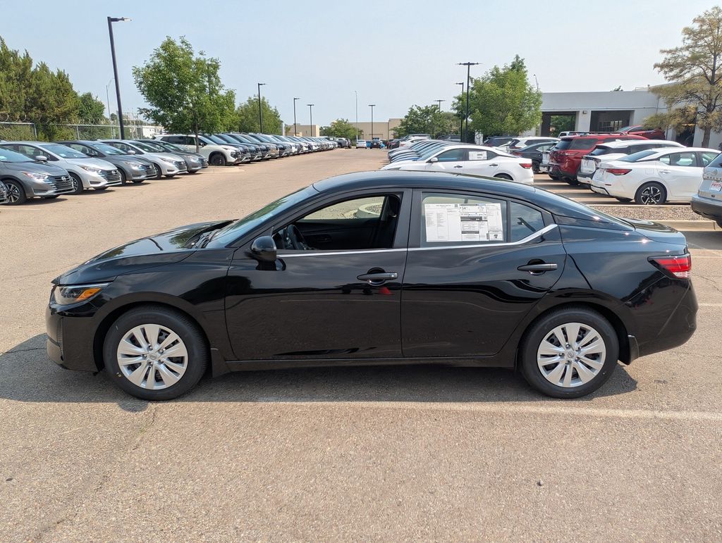 2025 Nissan Sentra S photo 2