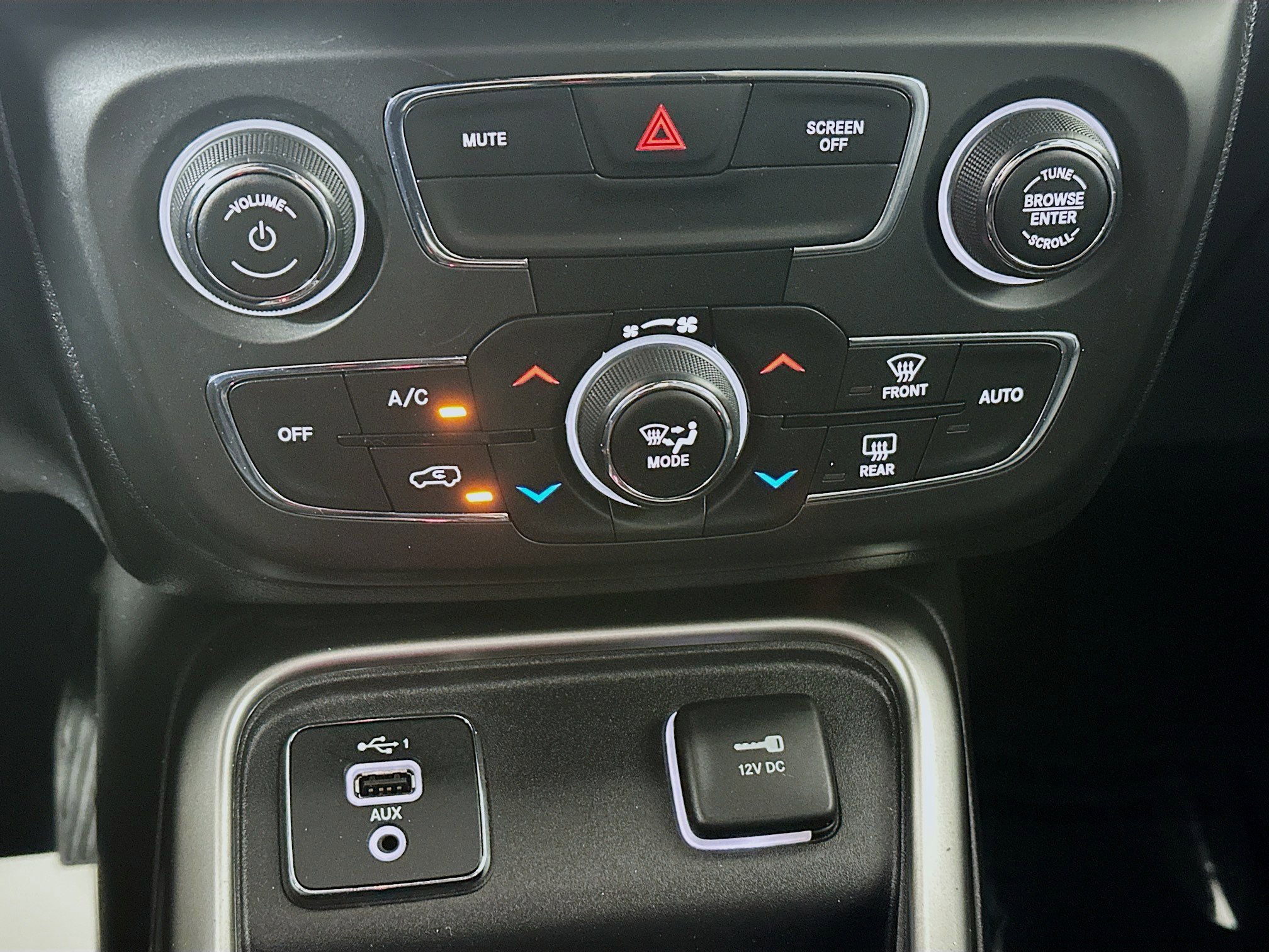 2021 Jeep Compass Anniversary Edition photo 13