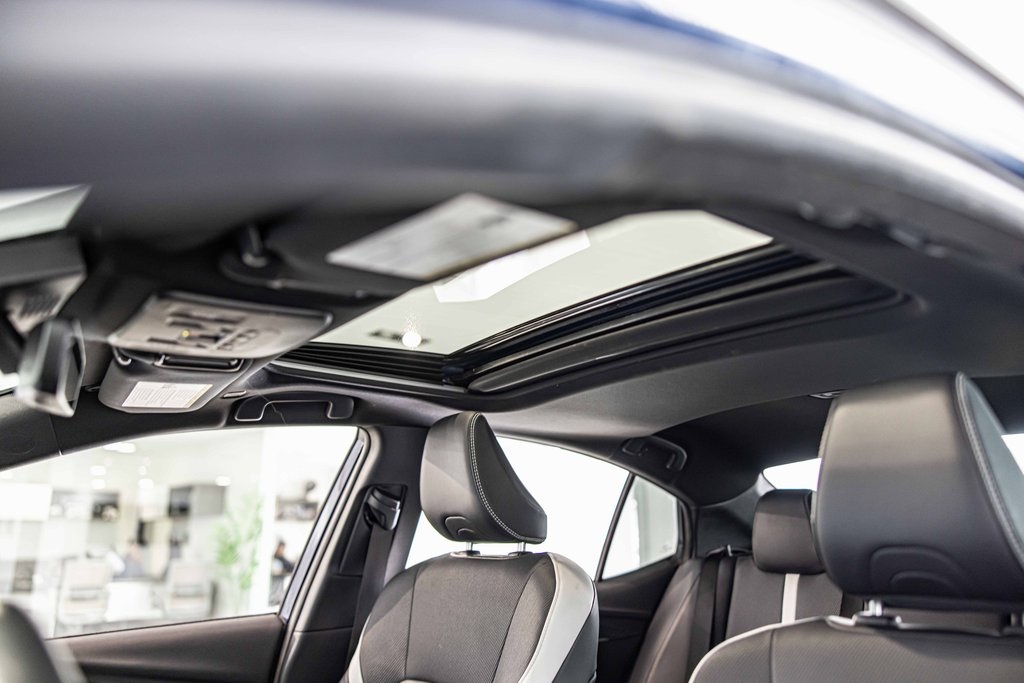 2025 TOYOTA CAMRY - Image 19