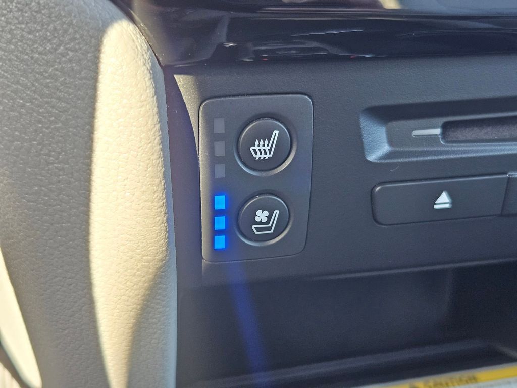 2021 Honda Pilot Elite photo 23
