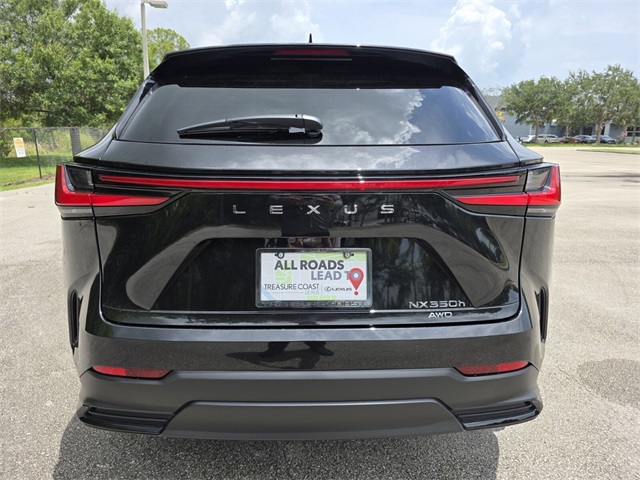 2025 Lexus NX 350h Luxury AWD photo 6