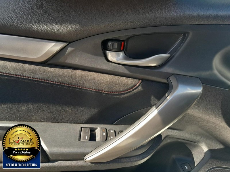 2017 Honda Civic Si photo 8