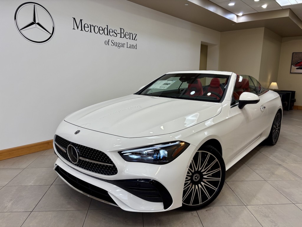 2026 Mercedes-Benz CLE CLE 450's photo