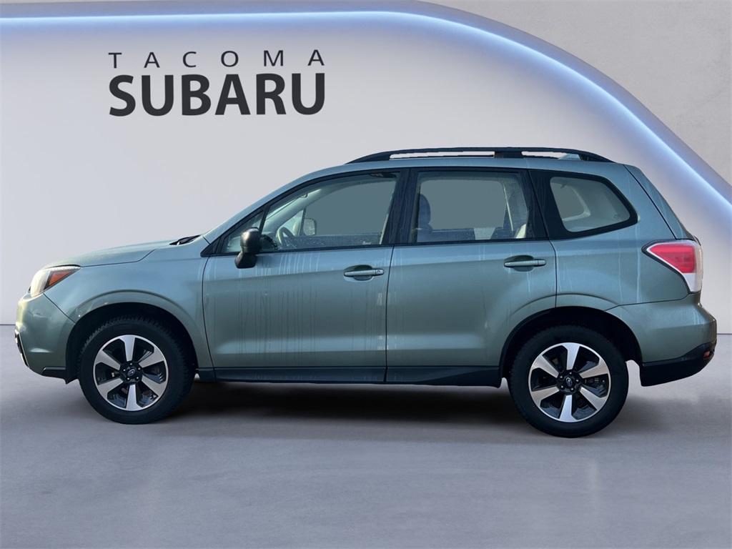 2018 Subaru Forester 2.5i photo 2