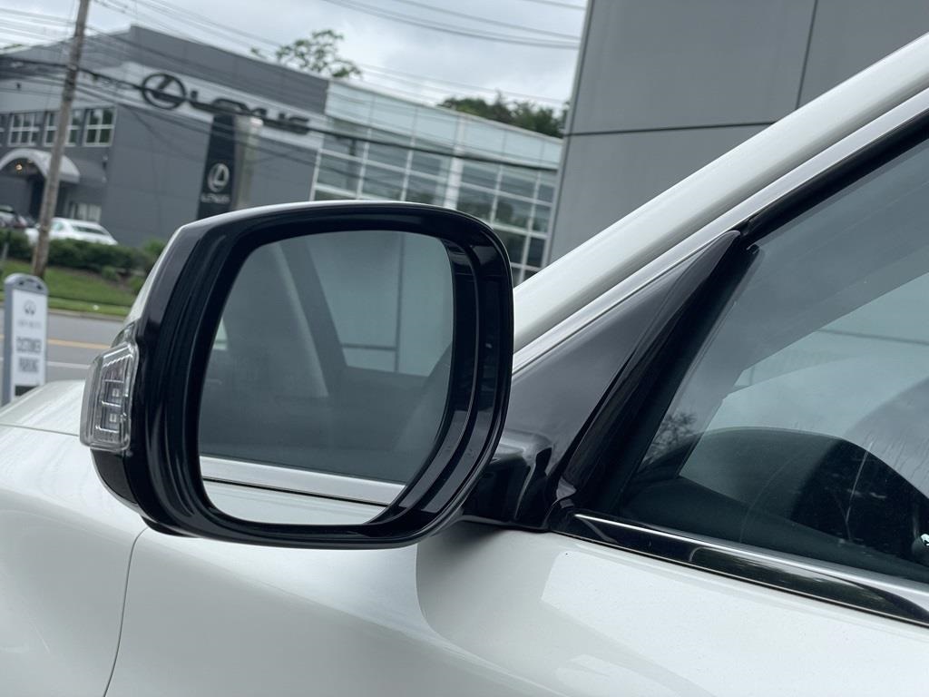 2024 Infiniti Q50 LUXE photo 30