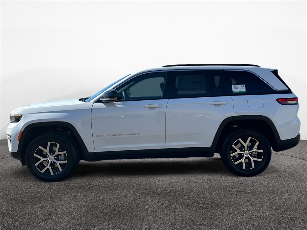 2025 Jeep Grand Cherokee Limited photo 2