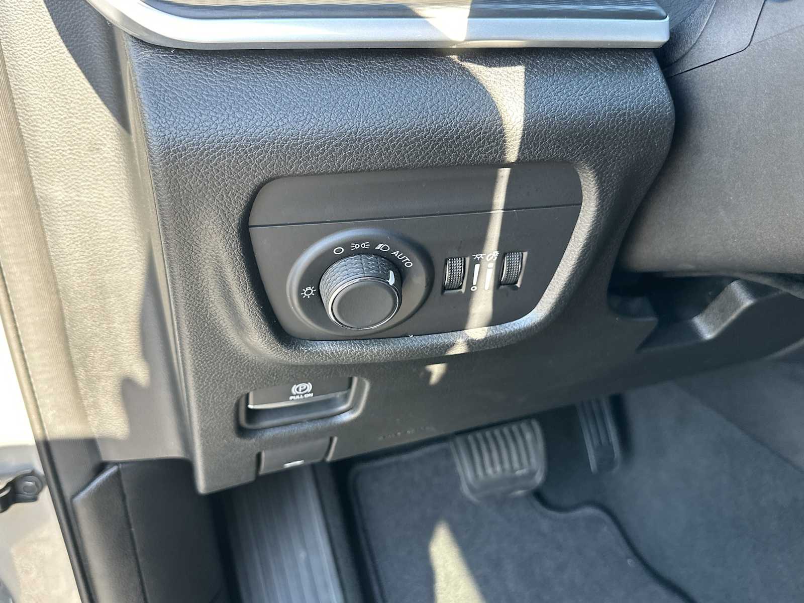 2024 Jeep Grand Cherokee Altitude photo 30
