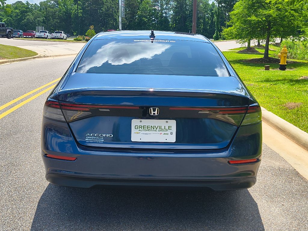 2023 Honda Accord EX photo 4