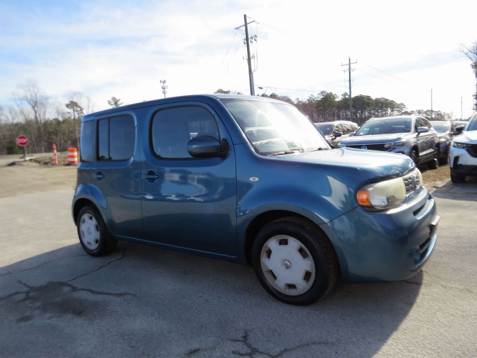 2014 Nissan cube S