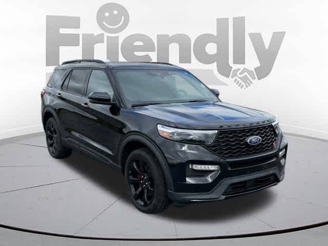 2023 Ford Explorer ST photo 2