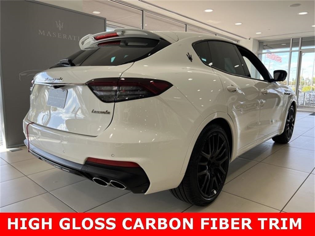 2024 Maserati Levante Modena photo 3