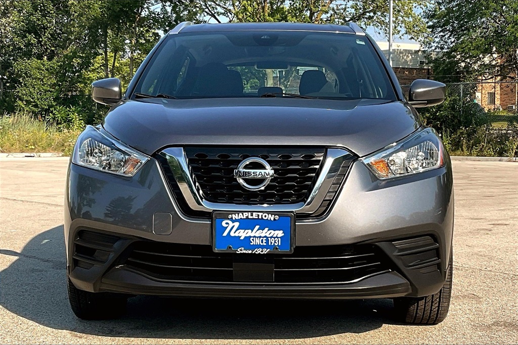 2020 Nissan Kicks SV photo 3