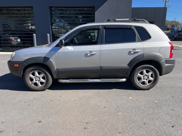 Used 2005 Hyundai Tucson GLS with VIN KM8JN12D65U118710 for sale in Lafayette, IN