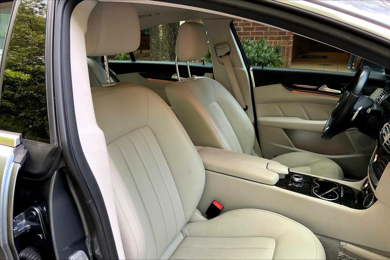 2016 Mercedes Benz CLS 400 photo 8