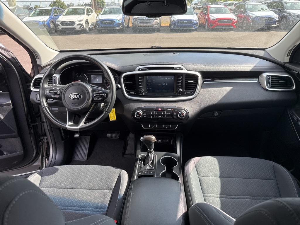 2018 Kia Sorento LX photo 23