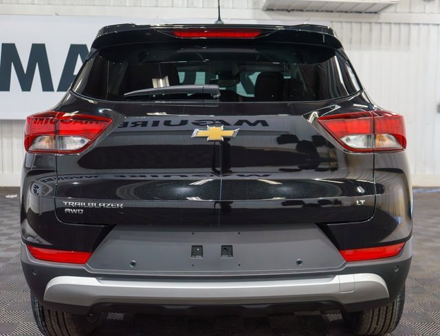 2026 Chevrolet Trailblazer LT photo 3