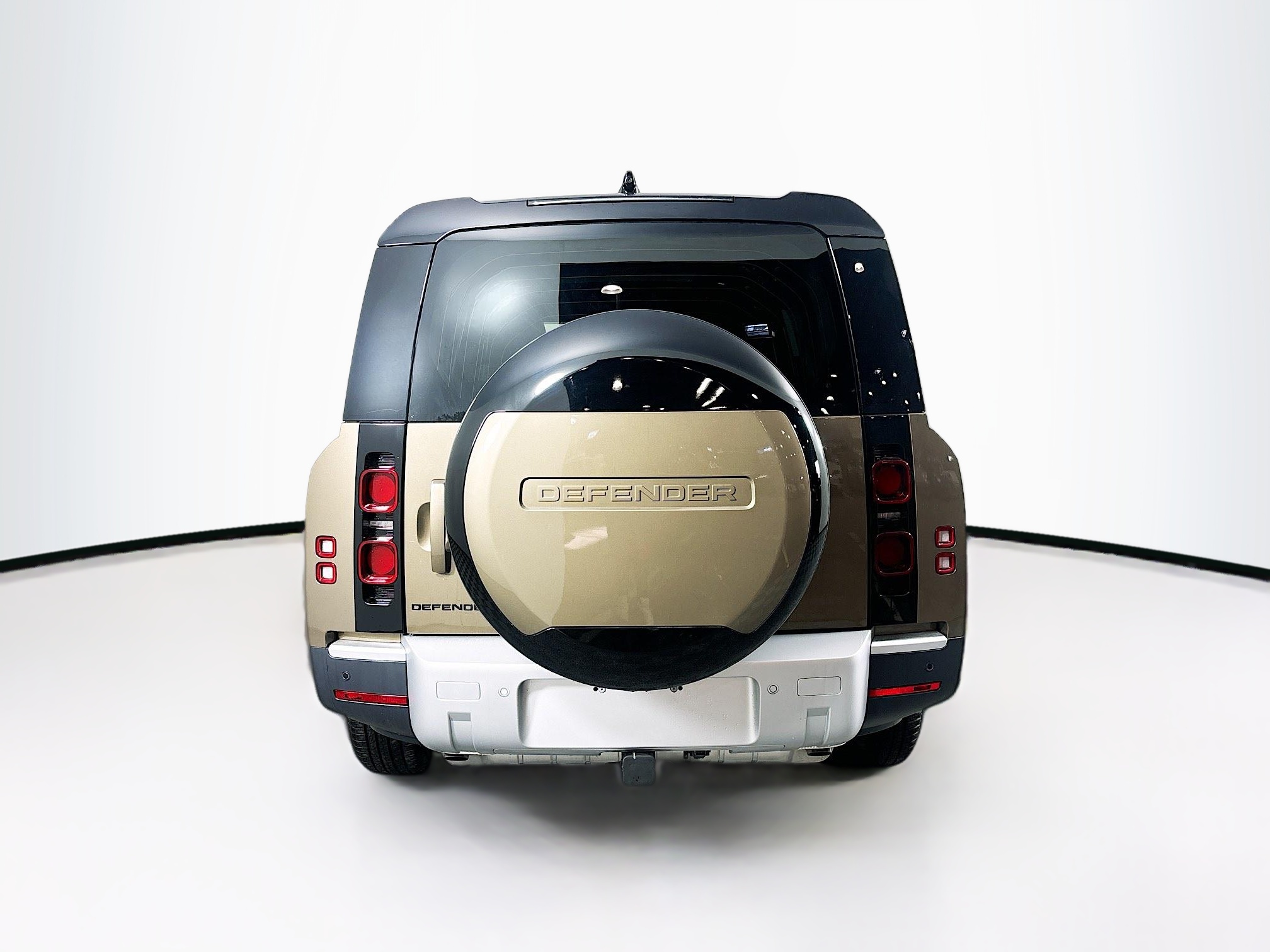 2025 Land Rover Defender 130 S photo 6