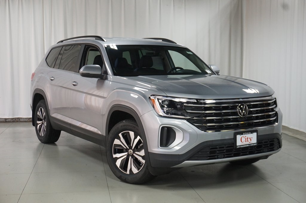 2025 Volkswagen Atlas SE photo 2