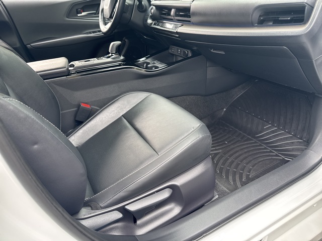 2024 Toyota Prius XLE photo 16