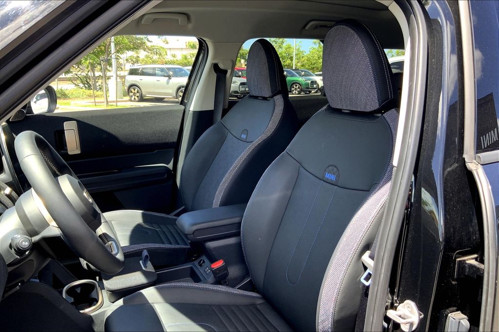 2025 Mini Countryman S ALL4 photo 22